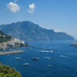 Affittacamere Fuoco D'amalfi Iazzetta