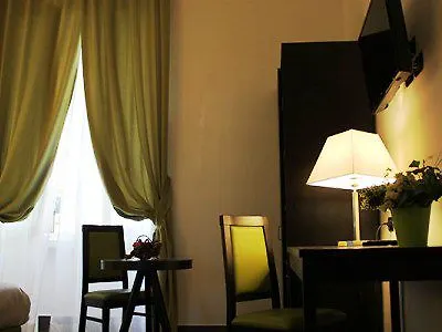 Suitinn19 Rome